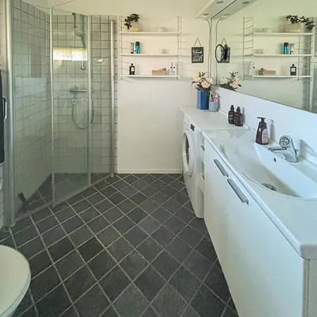 Casa vacanze Newly Renovated House Near In Hornbæk