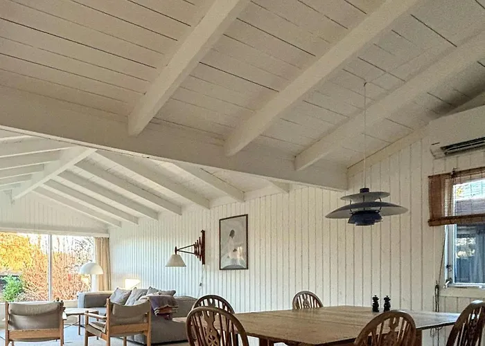 Newly Renovated House Near In * Hornbæk